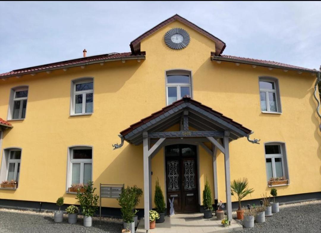 Haus Eveline - Ferienwohnungen Unterhalb Der Wartburg - Eisenach Exterior photo